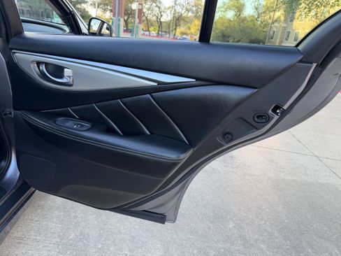 Used 2019 INFINITI Q50 Luxe w/ Essential Package (3.0T Luxe) image 12