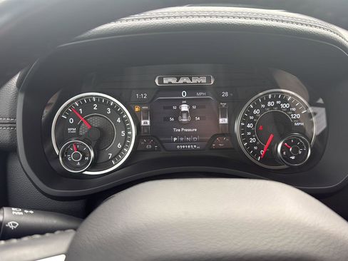 Used 2024 RAM 2500 Laramie image 12