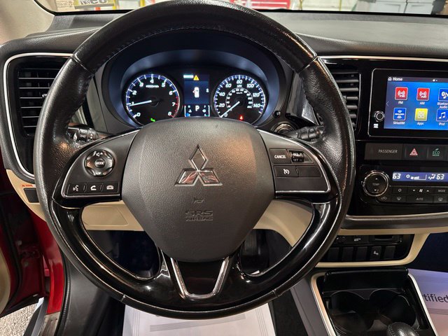 Used 2018 Mitsubishi Outlander SEL AWD/4WD image 12