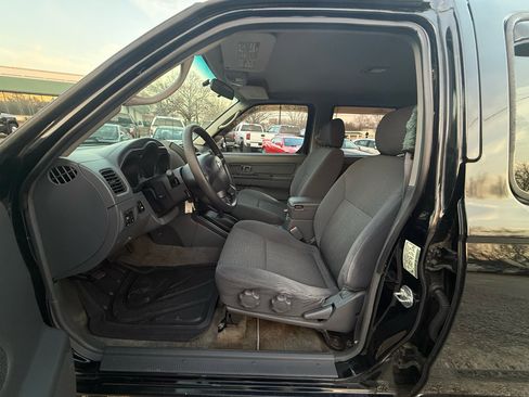 Used 2004 Nissan Frontier XE w/ (PWR) Pwr Pkg image 19