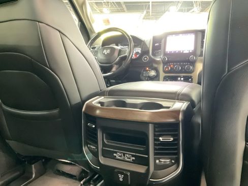 Used 2022 RAM 1500 Laramie AWD/4WD image 21