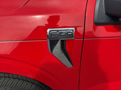 Used 2022 Ford F150 XLT w/ Equipment Group 302A High AWD/4WD image 9