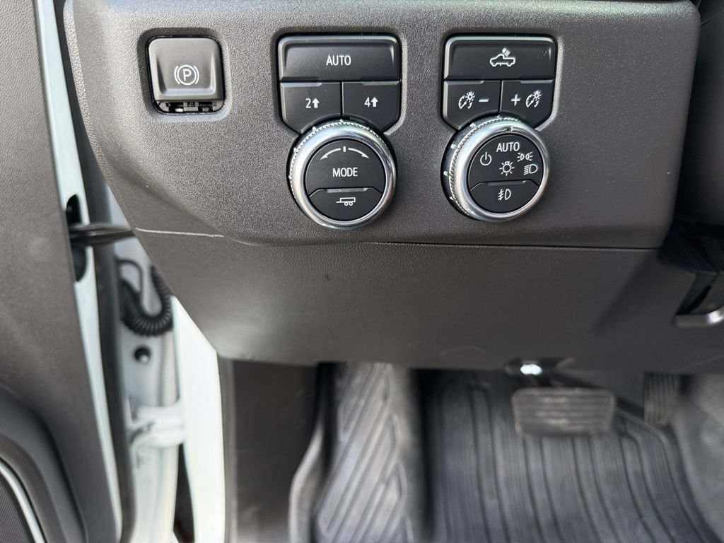 Used 2023 GMC Sierra 1500 Elevation AWD/4WD image 23