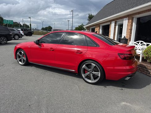 Used 2022 Audi A4 2.0T Premium Plus AWD/4WD image 12