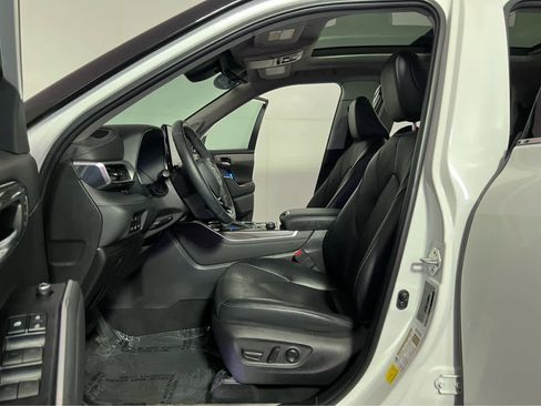 Used 2022 Toyota Highlander Platinum image 21