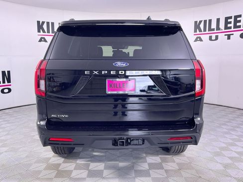 New 2025 Ford Expedition Active image 6