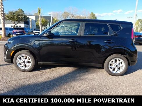 Certified 2025 Kia Soul LX image 8