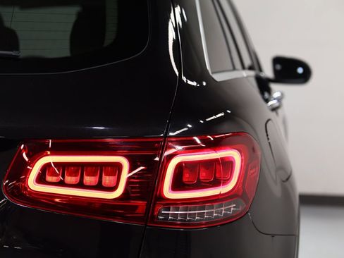 Certified 2022 Mercedes-Benz GLC 300 image 13