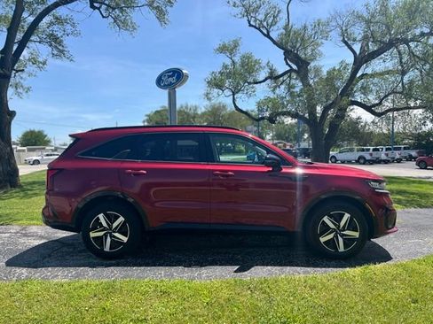 Used 2022 Kia Sorento EX w/ Panoramic Sunroof Package FWD image 1
