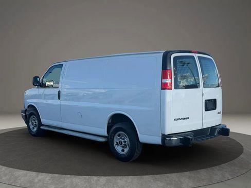 Used 2020 GMC Savana 2500 w/ Driver Convenience Package image 4