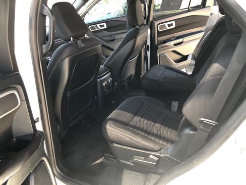 Used 2020 Ford Explorer XLT RWD image 18
