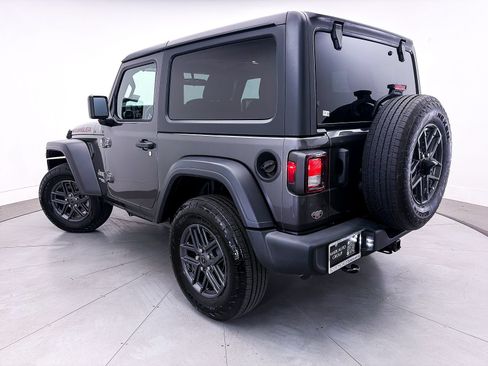 Used 2021 Jeep Wrangler Sport AWD/4WD image 2