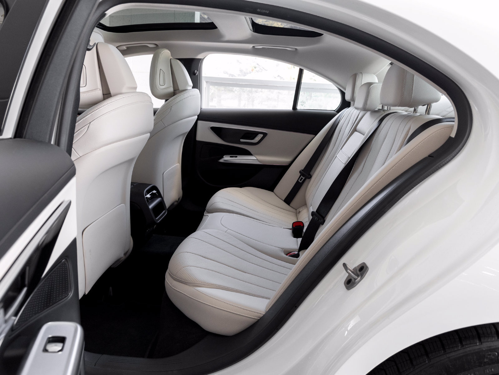 Certified 2026 Mercedes-Benz E 350 Sedan image 22