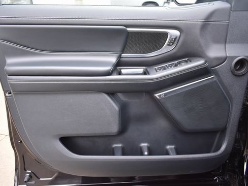 Used 2025 Ford Expedition Platinum w/ Stealth Performance Package image 14