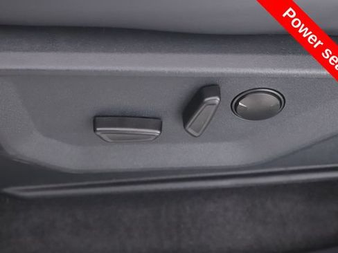 Used 2026 Ford F150 Lariat AWD/4WD image 19