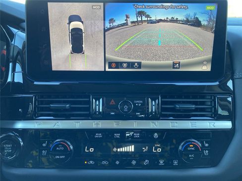 New 2026 Nissan Pathfinder Platinum image 14