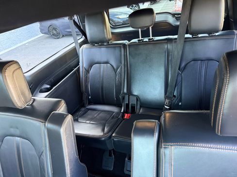 Used 2023 Ford Expedition Max Platinum image 27