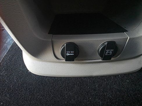 Used 2012 Dodge Grand Caravan Crew image 31
