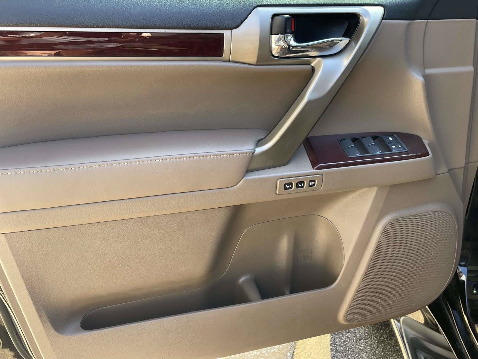 Used 2019 Lexus GX 460 Premium AWD/4WD image 11