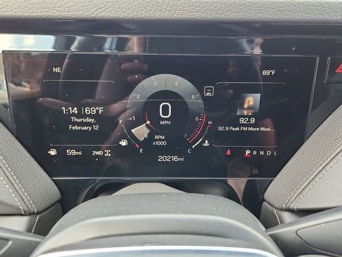 Used 2025 GMC Yukon Denali image 24