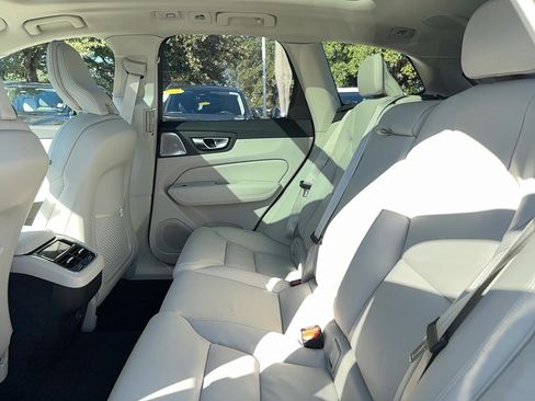 New 2026 Volvo XC60 B5 Ultra w/ Climate Package image 14