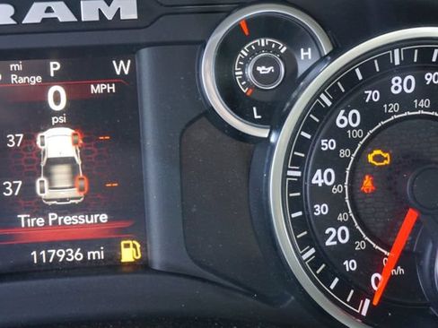 Used 2020 RAM 1500 Big Horn RWD image 14