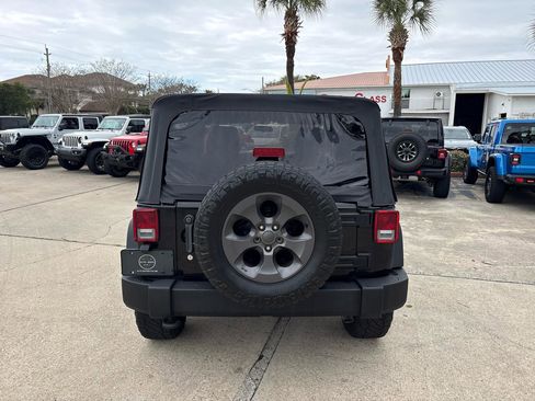 Used 2016 Jeep Wrangler Sport w/ Mopar Black Appearance Group image 7