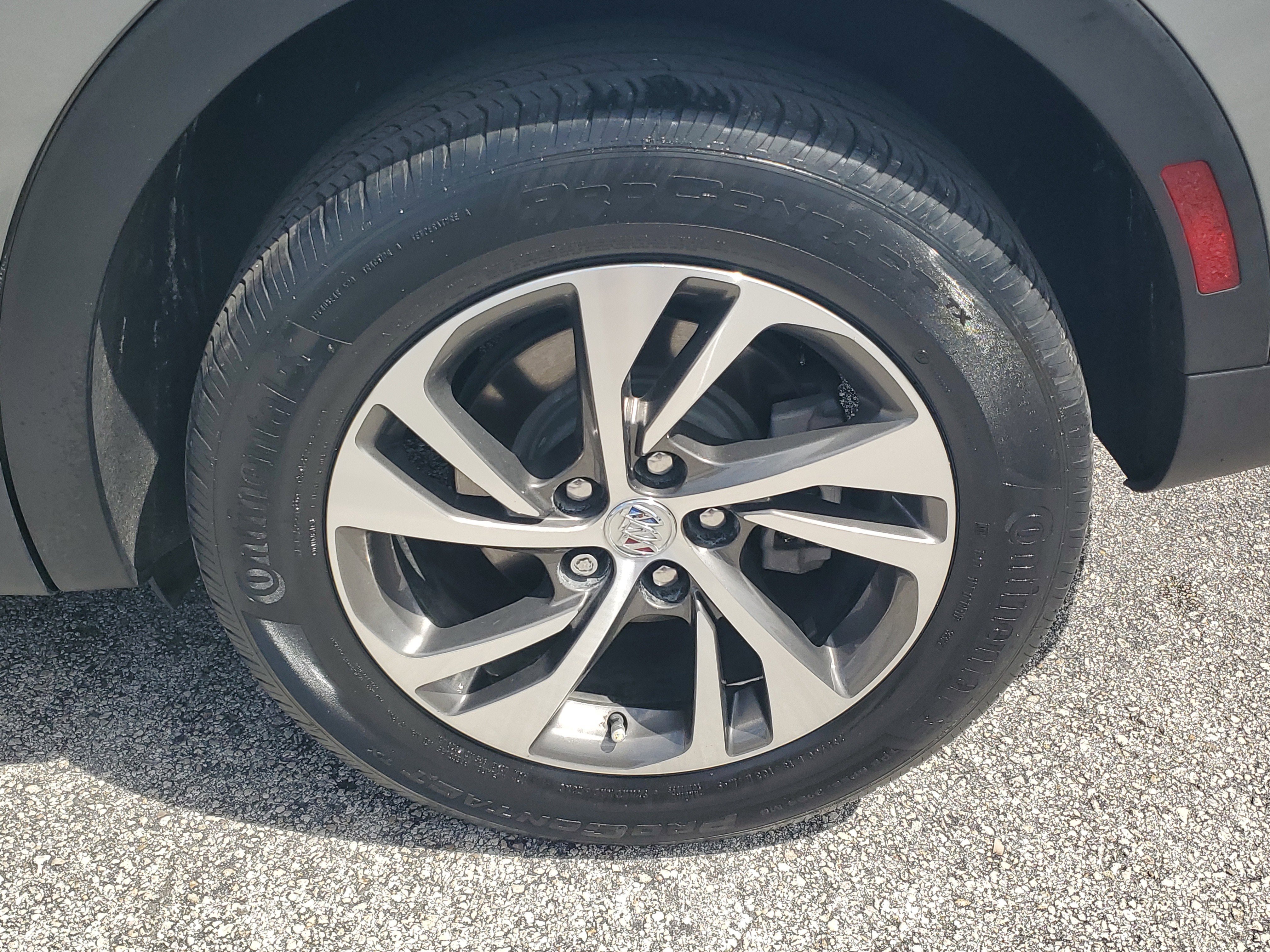 Used 2023 Buick Envision Essence FWD image 10