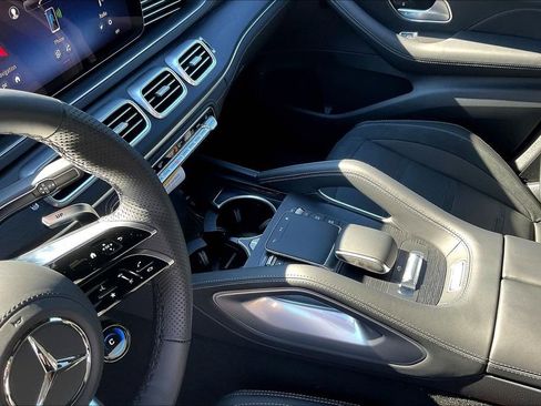 New 2026 Mercedes-Benz GLE 53 AMG 4MATIC Coupe image 8
