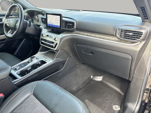 Certified 2021 Ford Explorer Timberline image 7