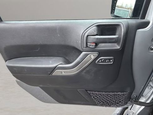 Used 2015 Jeep Wrangler Unlimited Sport w/ Quick Order Package 24S image 15