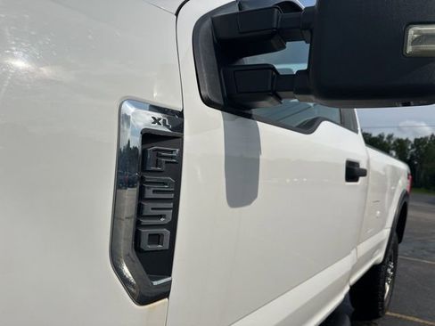 Used 2017 Ford F250 XL AWD/4WD image 11