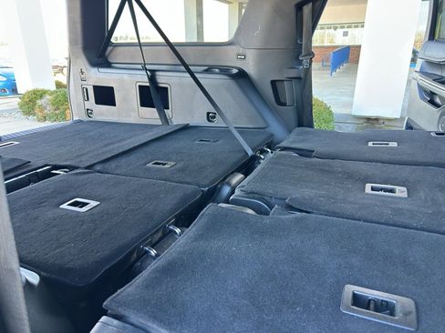 Used 2019 Ford Expedition Max XLT w/ Equipment Group 201A image 37