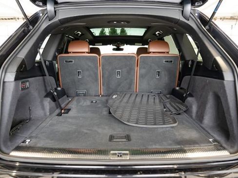 Used 2019 Audi Q7 3.0T Prestige w/ Prestige Package image 8