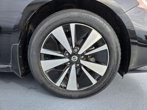 Used 2019 Nissan Altima 2.5 SV image 9