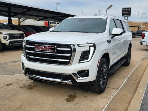 New 2026 GMC Yukon XL Elevation image 7