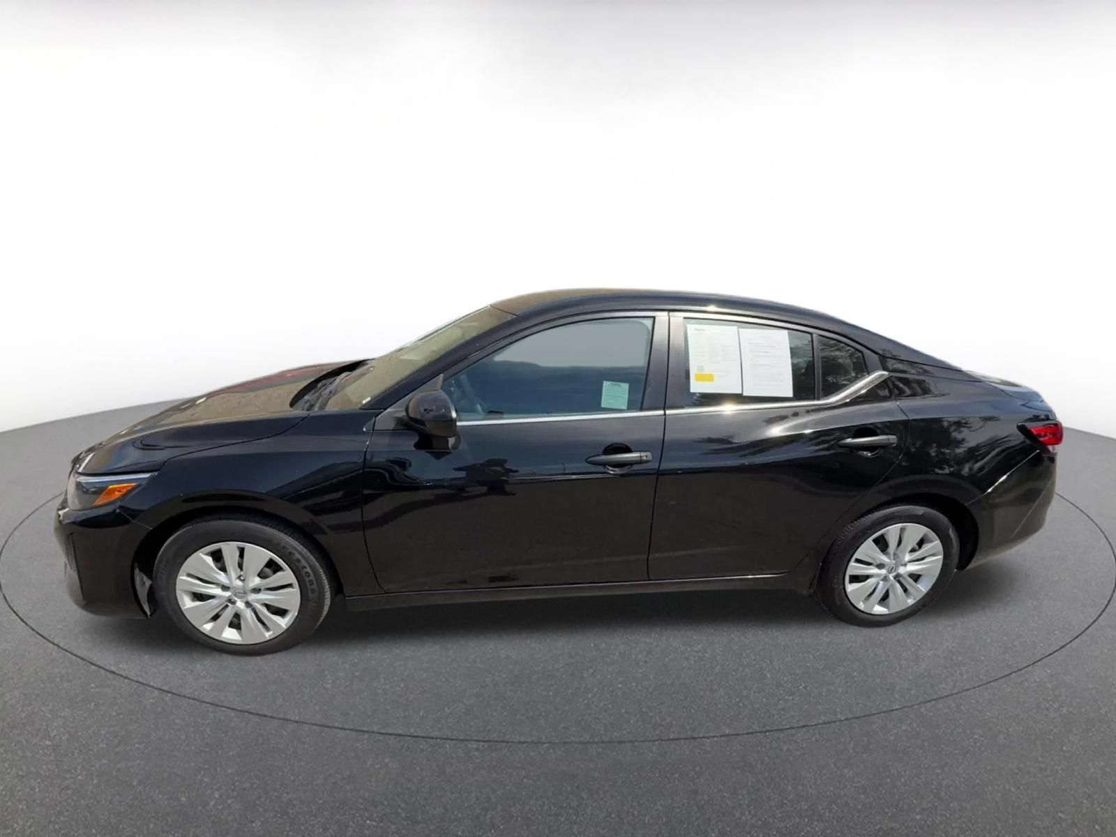 Used 2025 Nissan Sentra S FWD image 8