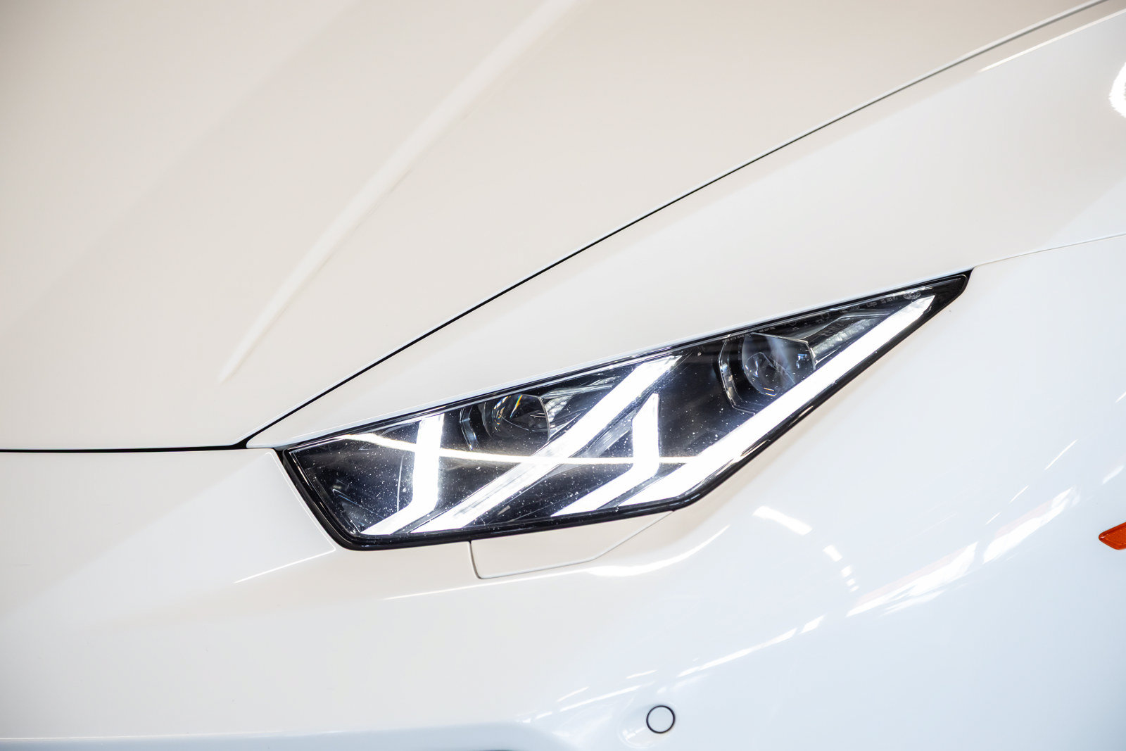 Used 2015 Lamborghini Huracan LP 610-4 AWD/4WD image 13