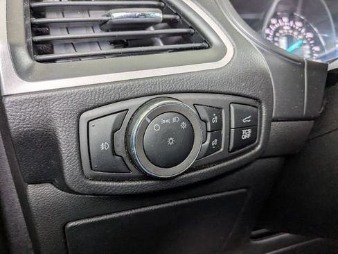 Used 2024 Ford Edge SEL w/ Convenience Package AWD/4WD image 6