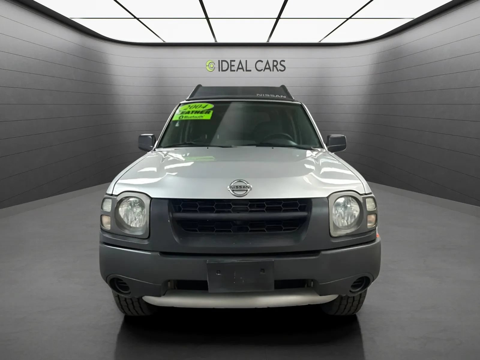Used 2004 Nissan Xterra XE RWD image 2