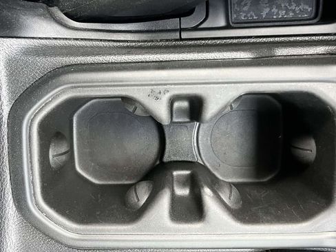 Used 2023 Jeep Gladiator Sport image 24