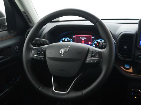 Used 2024 Ford Bronco Sport Outer Banks w/ Tech Package image 16