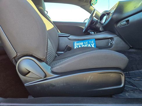 Used 2017 Dodge Challenger SXT image 42