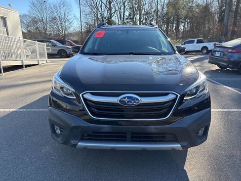 Used 2020 Subaru Outback Limited image 2