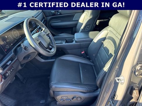 Certified 2024 Hyundai Santa Fe Calligraphy image 9
