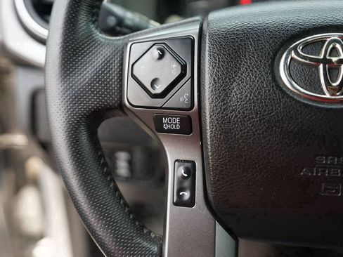 Used 2023 Toyota Tacoma TRD Sport AWD/4WD image 22