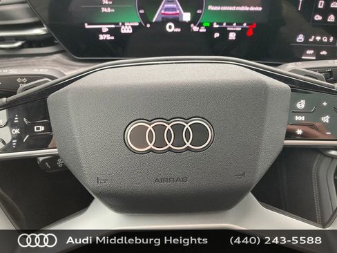 Certified 2025 Audi Q5 Premium Plus w/ Premium Plus AWD/4WD image 43