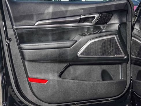 Certified 2025 Kia Telluride LX image 19