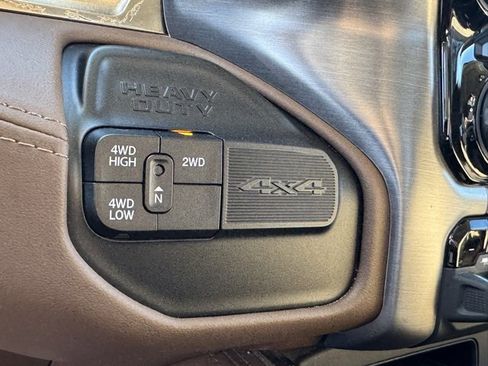 Used 2023 RAM 2500 Limited w/ Safety Group image 18