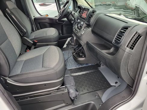New 2026 RAM ProMaster 2500 w/ Convenience Group FWD image 14